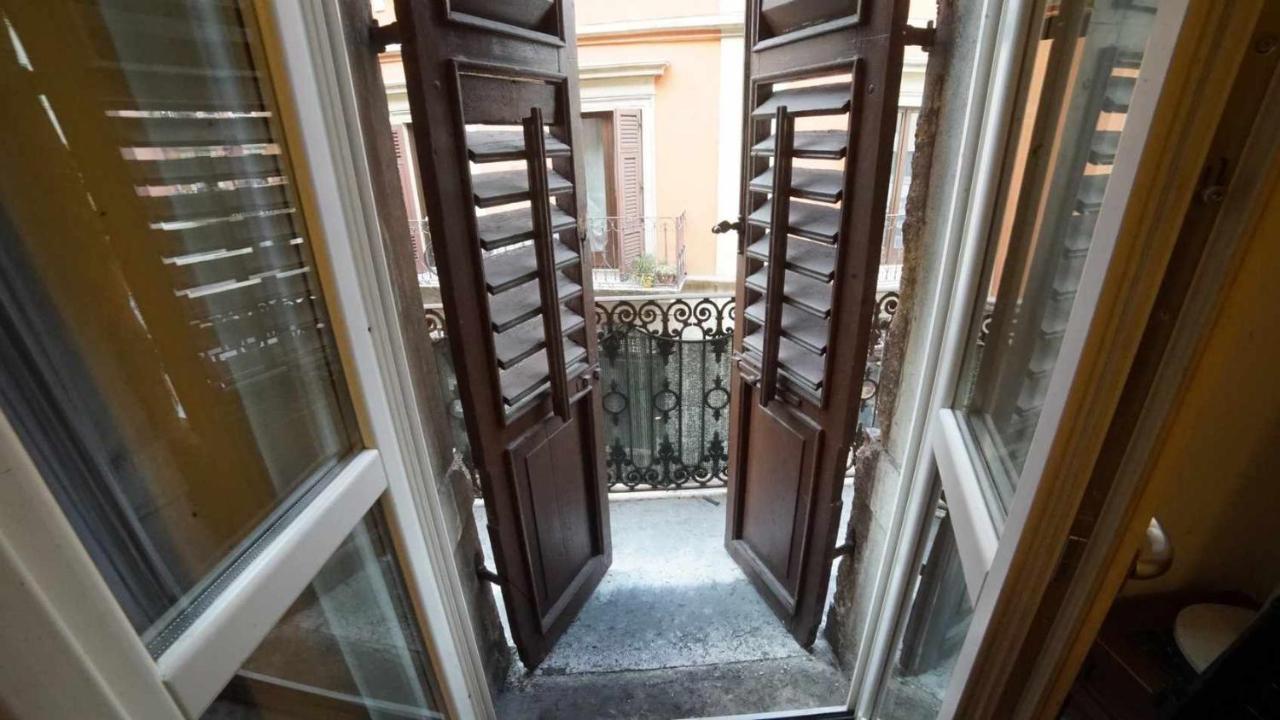 Destiny Home 2 Verona Piazza Isolo ภายนอก รูปภาพ